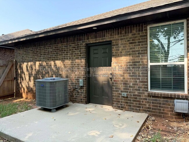 Photo - 7508 Redbud Villas Ct