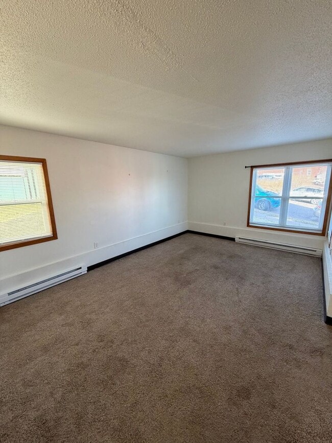 Photo - 317-319 N 3rd Ave W Unit 319 N 3rd Ave W