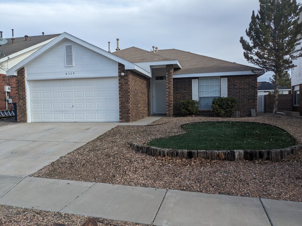 Photo - 8319 Gardenbrook Pl NW