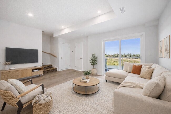 Photo - 35 Reverie Way