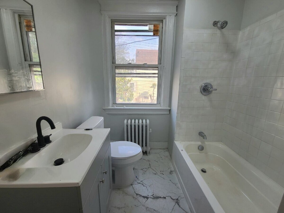 Photo - 539 Scotland Rd Unit 201