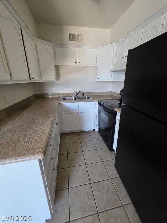 Photo - 412 W Monroe Ave Unit 22