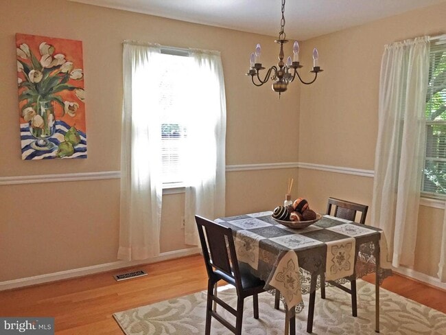 Photo - 3336 Webley Ct