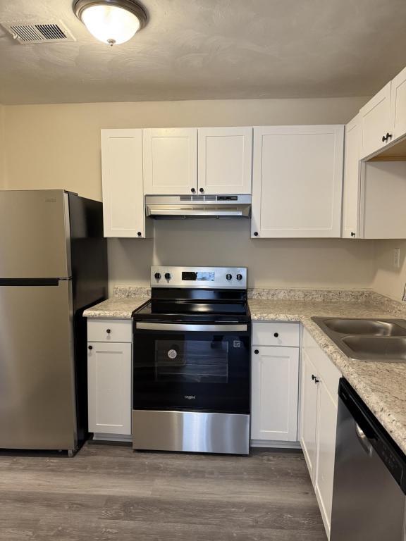 Photo - 6621 Stoney Point S