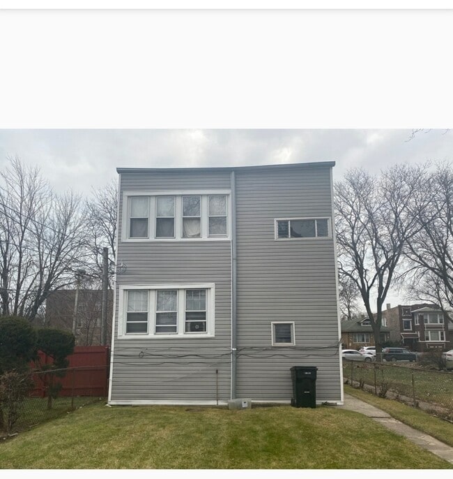Photo - 7512 S Calumet Ave Unidad 2nd Floor