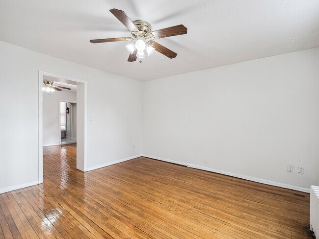 Photo - Spacious One Bed in Denver's Most Desirabl... Unidad 1