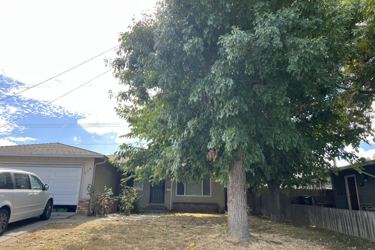 Photo - 787 El Rancho Dr