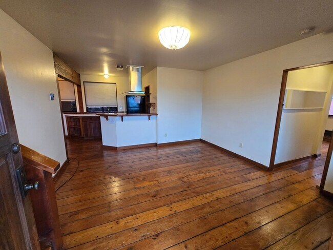 Photo - West Richmond/Castro Unidad 240 Castro Street