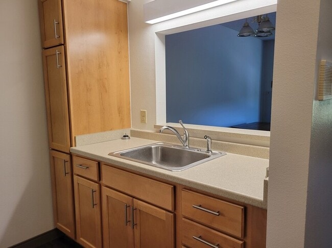 Photo - 741 S Illinois Ave