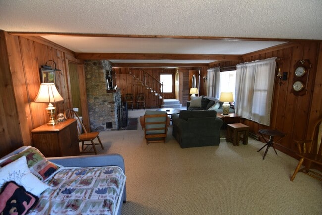Photo - 249 Pollard Rd