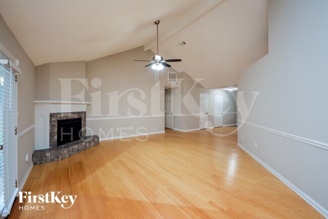 Photo - 1727 Boulder Cove