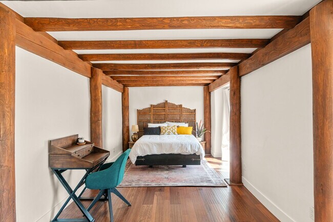 Photo - 4455 NE Vaughn Ave Unit Refugio De Smith