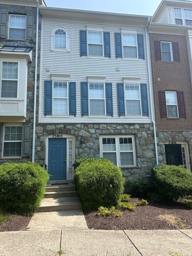 Clarksburg Townhouse - Clarksburg Townhouse