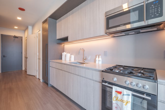 Photo - 123 E Roosevelt Rd