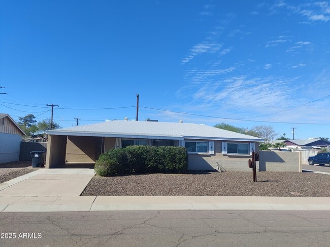 Photo - 1314 N 71st St
