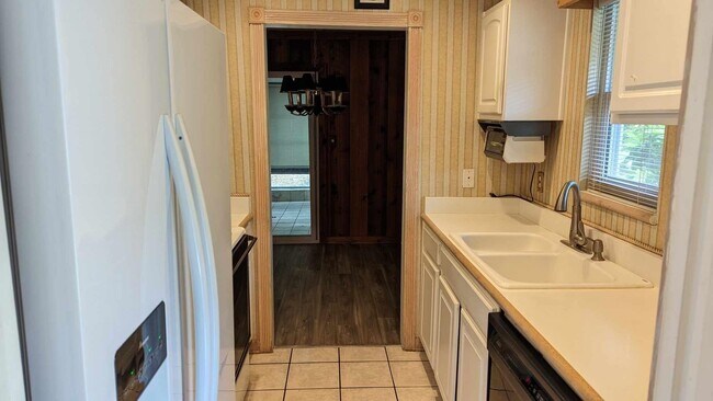 Photo - 113 Westwood Dr