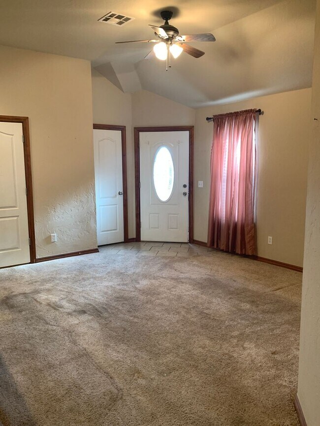 Photo - 3 bedroom, 2 bathroom, 2 car garage