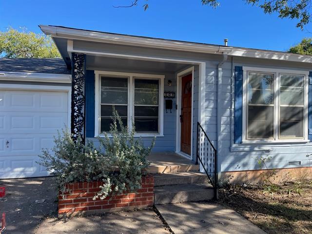 Photo - 909 S Jefferson Dr