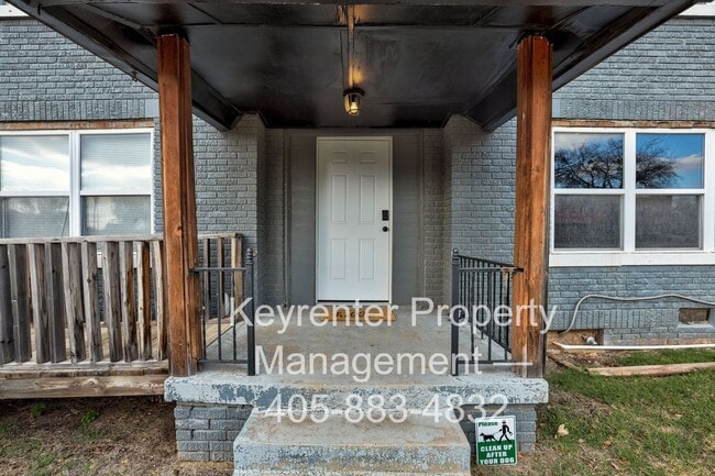 Photo - ACCEPTS HOUSING VOUCHERS - Bright & Stylish 2-Bedroom Close to the Plaza District Unit D