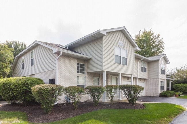 Photo - 627 Beaver Ct Townhome