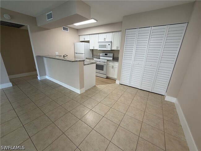 Photo - 5317 Summerlin Rd Unit 1702