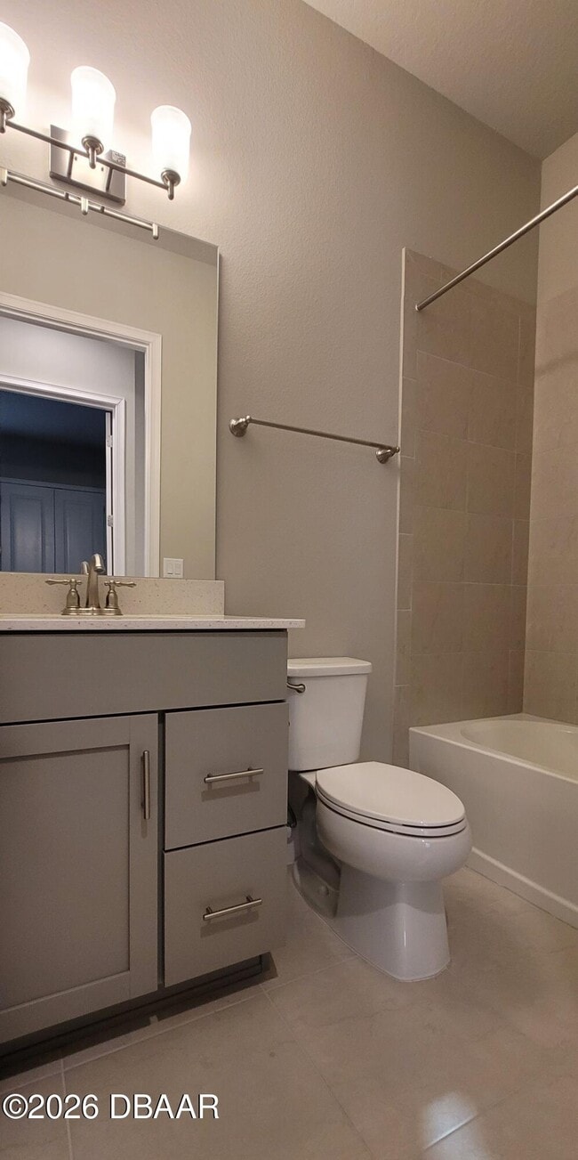 Photo - 111 Longridge Ln