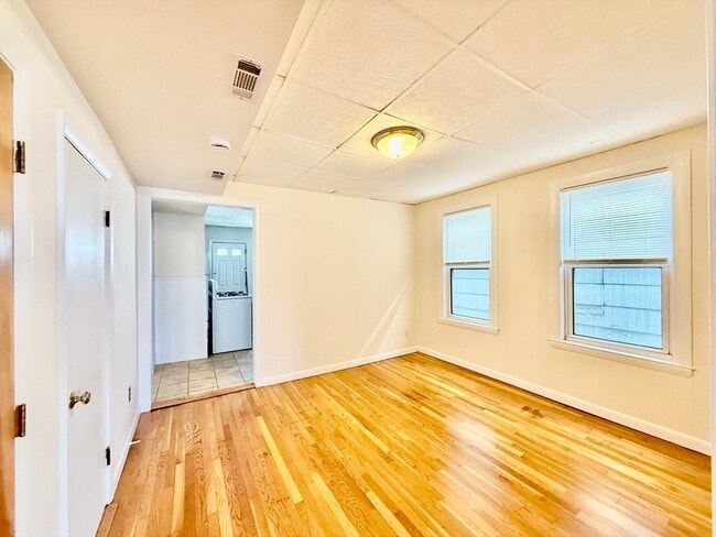 Photo - 724 Cambridge St Unidad 3