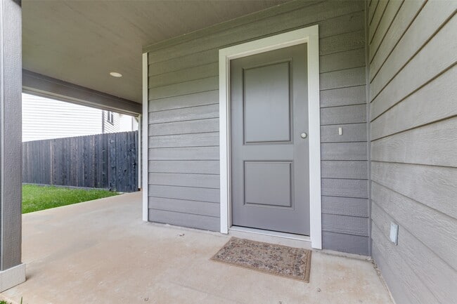 Photo - 4015 Sam Houston Rd