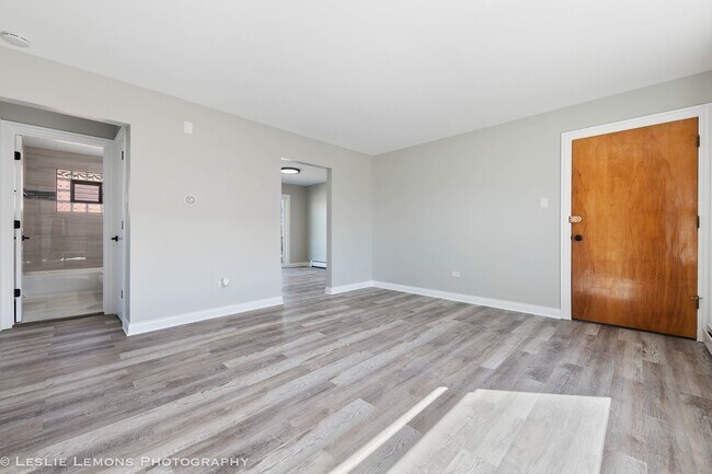 7653 Roberts Rd Unit 2W