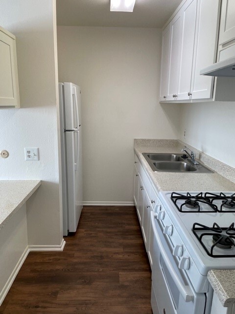 Studio 400 Sq. Ft. - Heritage Park at Woodman (Senior 55+)