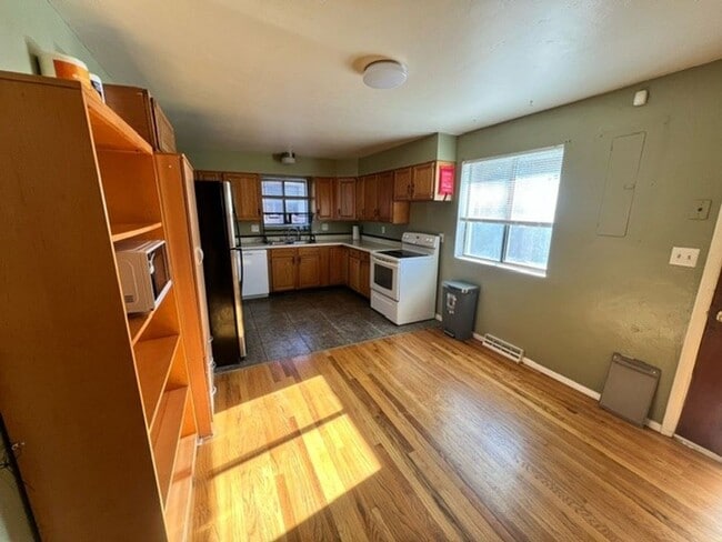 Photo - 147 Kornegay Ct Unit A