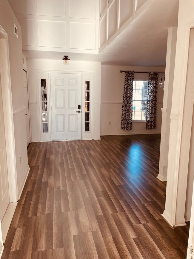 Photo - Huge and updated 4BR House in Kissimmee