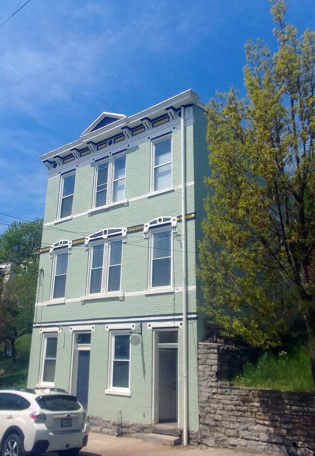 Building Photo - 518 Klotter Ave Unit 01 Rental