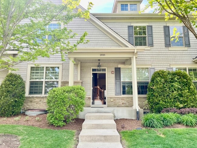 2018 Shermer Rd