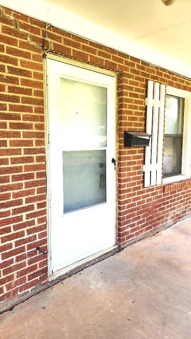 Photo - 2 Bed 1 Bath 1 Car Detached Garage in Chesser Addn Midwest City