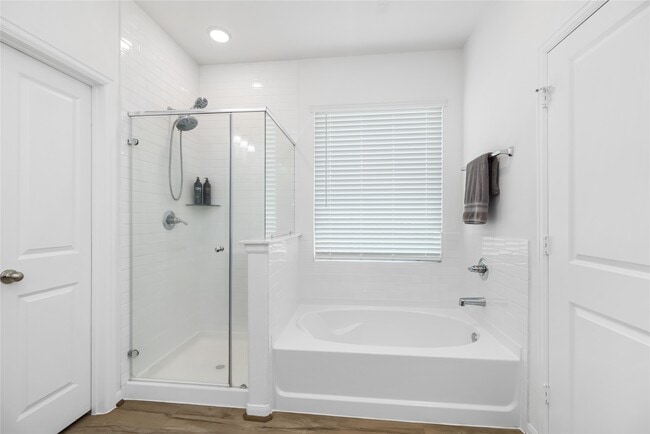 Photo - 1259 Tilia Crk Ln