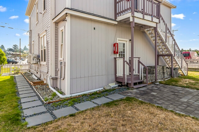Photo - 27122 88th Ave NW Unit 3
