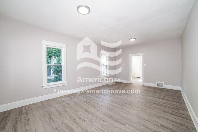 Photo - 906 W Virginia Ave