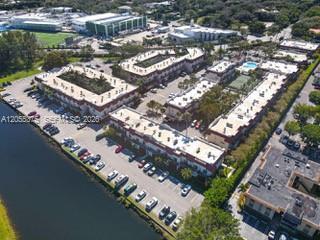 Photo - 6709 N Kendall Dr