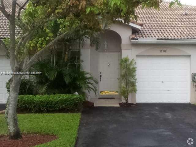 Building Photo - 11281 SW 18th Ct Rental