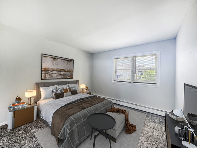 Photo - Regency Court