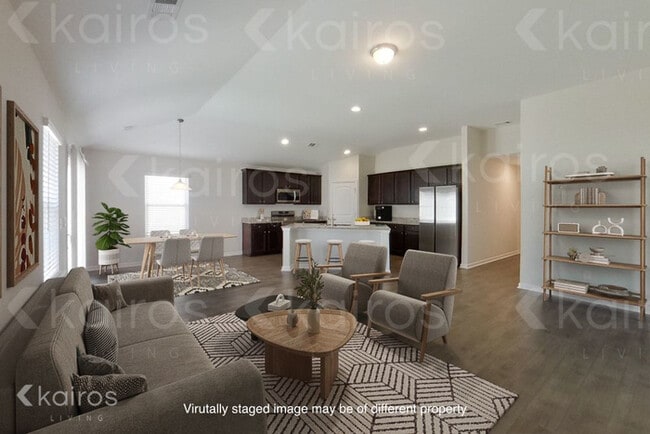 Photo - 106 Ebenezer Blf Wy