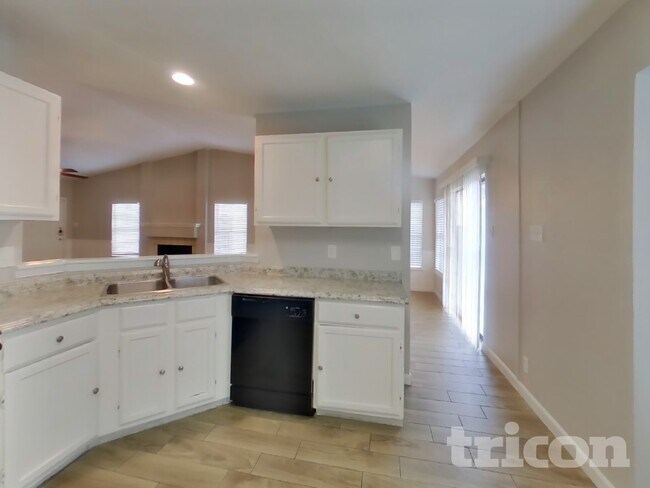 Photo - 7150 Elk Trail