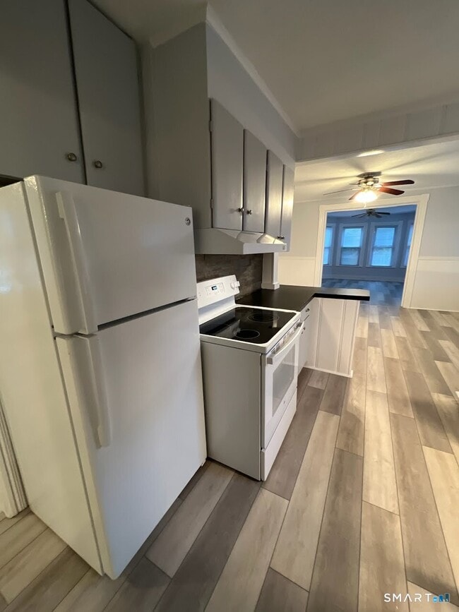 Photo - 303 Newtown Ave