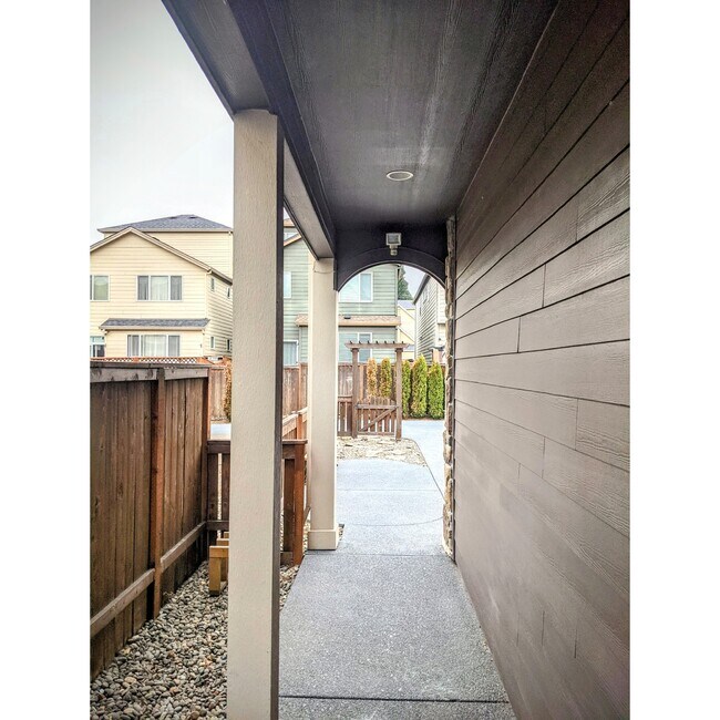 Photo - 730 SW 207th Pl