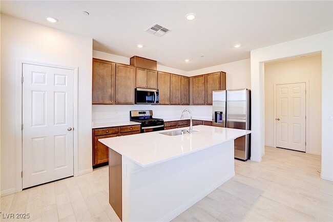 Photo - 3719 Via Allegro