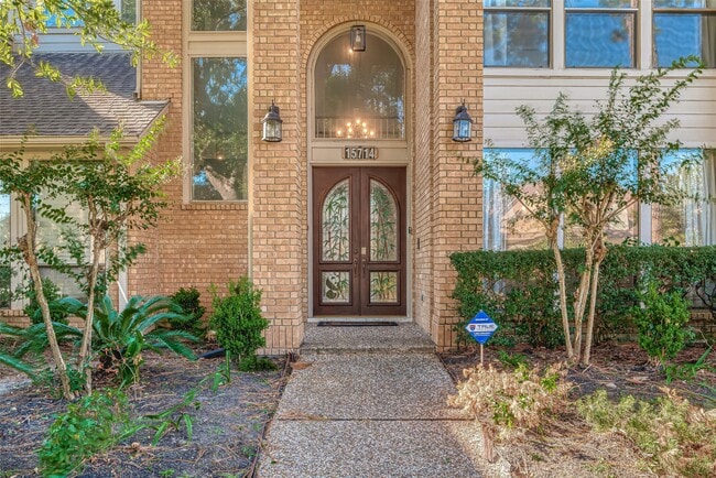 Photo - 15714 Sylvan Lake Dr