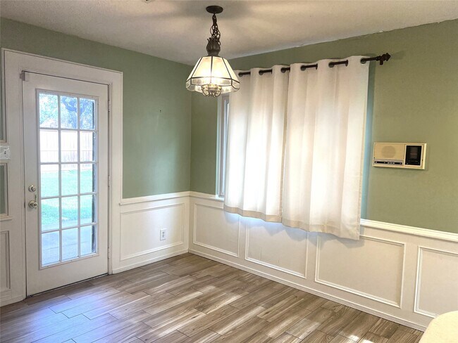 Photo - 7510 Creek Glen Dr