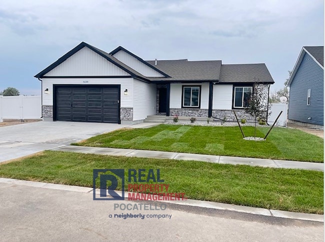 Building Photo - "AMAZING NEW HOME FOR RENT" 3 Bed 2 Bath - 2 Car Garage