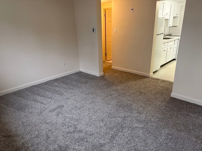 Photo - 57 Newbury St Unidad A